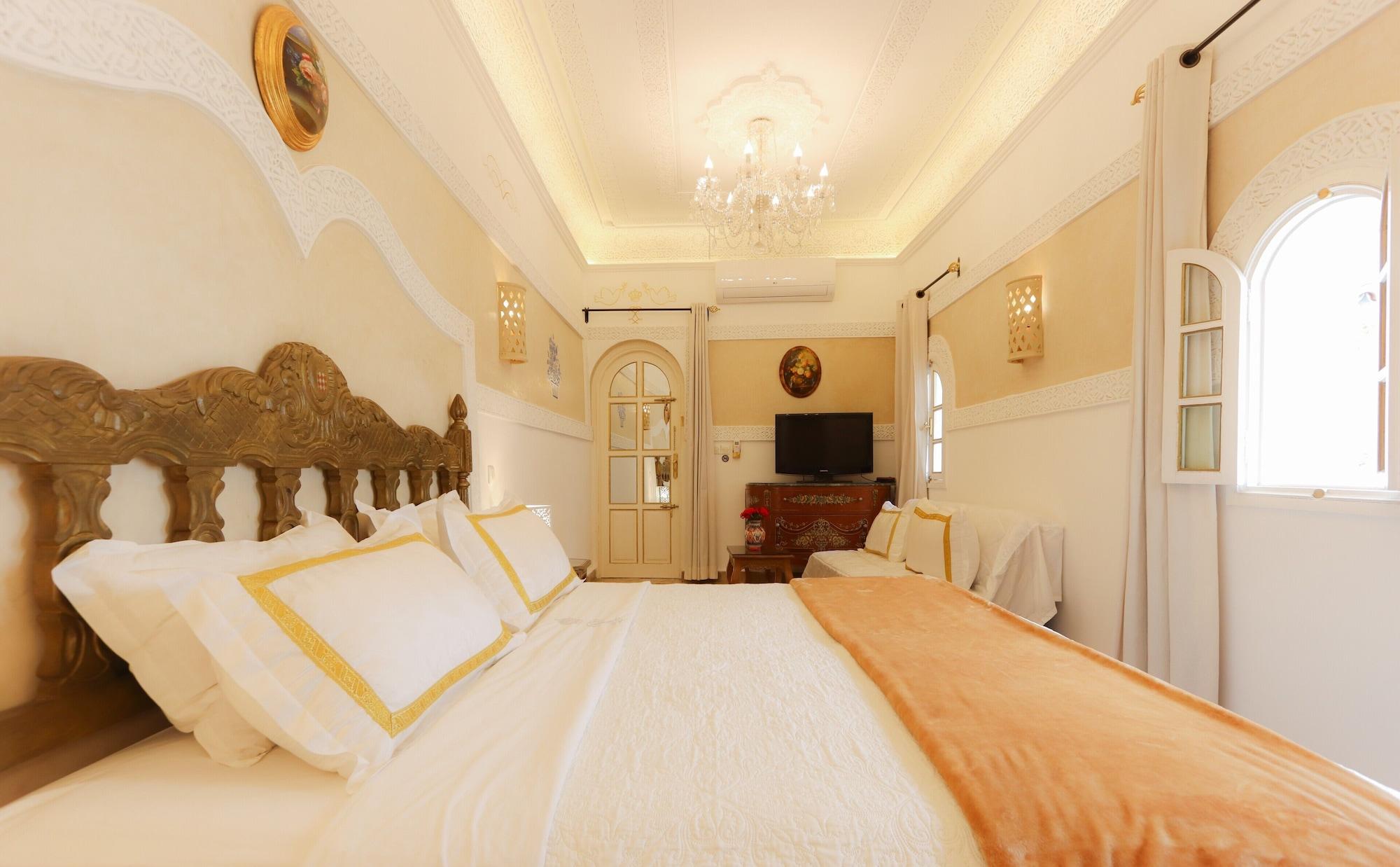 Riad Palais Des Princesses & Spa Marrakesh Esterno foto A bedroom at the hotel