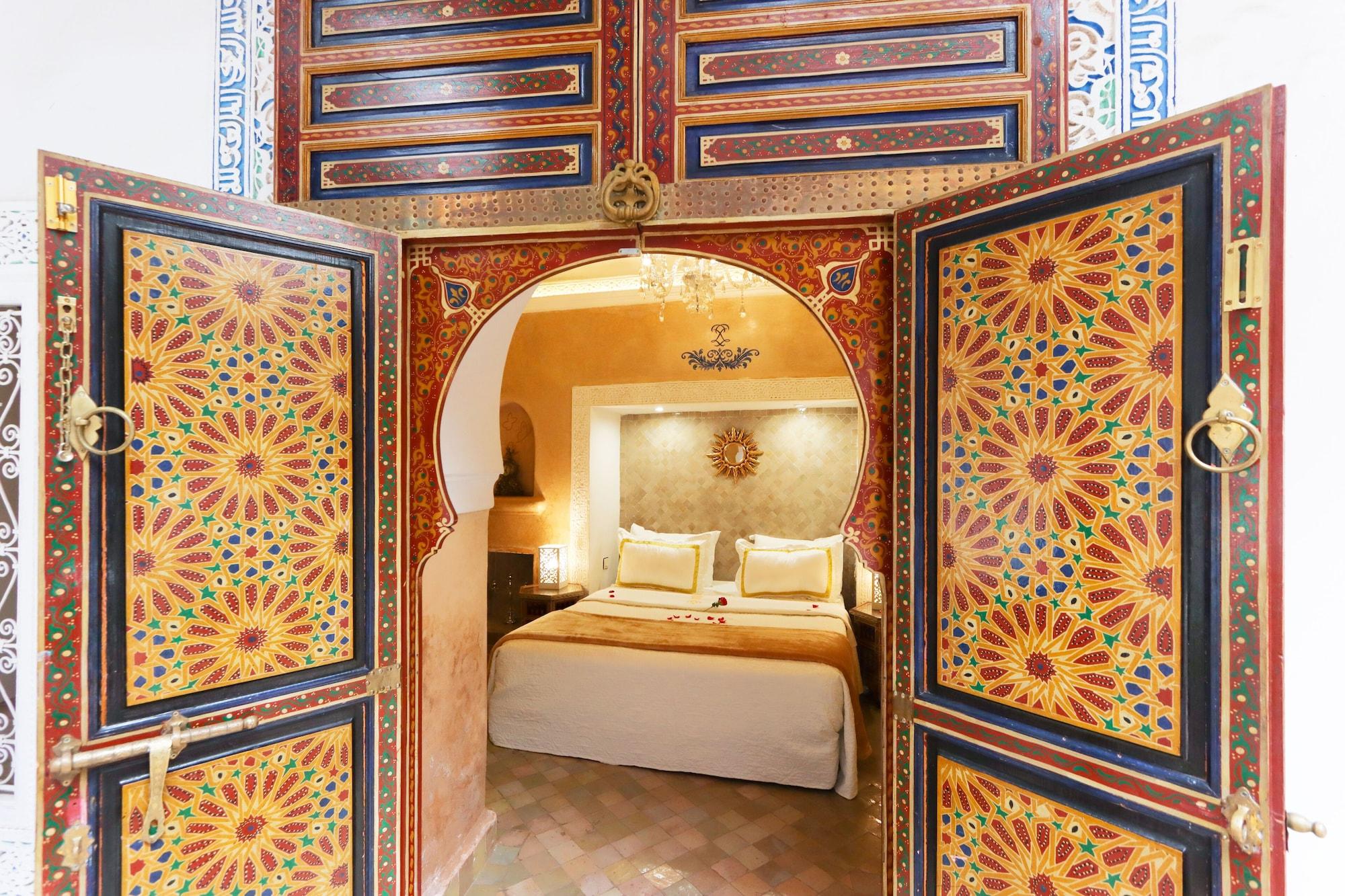 Riad Palais Des Princesses & Spa Marrakesh Esterno foto A bedroom at the hotel
