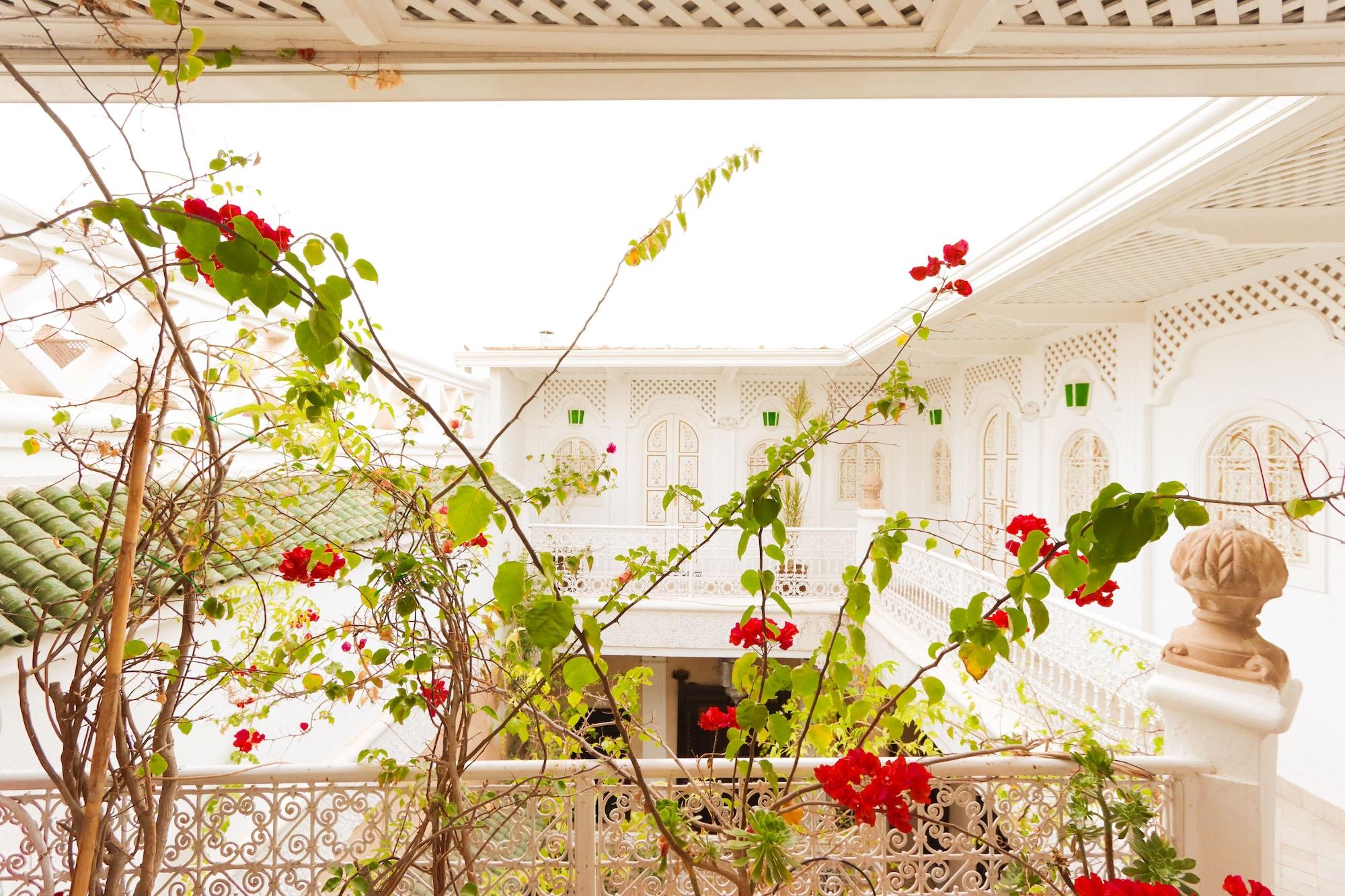 Riad Palais Des Princesses & Spa Marrakesh Esterno foto The courtyard of the Riad