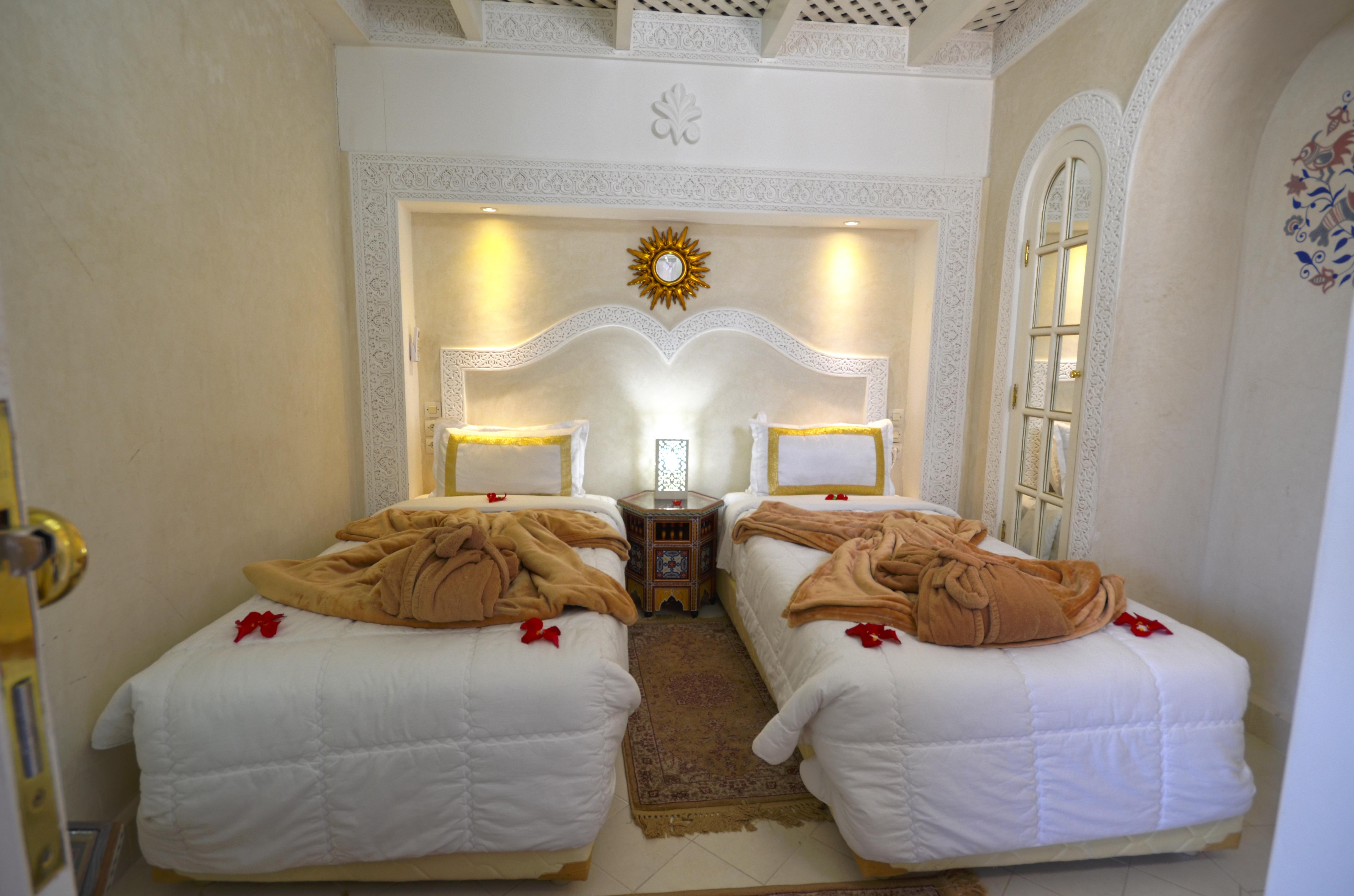 Riad Palais Des Princesses & Spa Marrakesh Esterno foto A room at the hotel