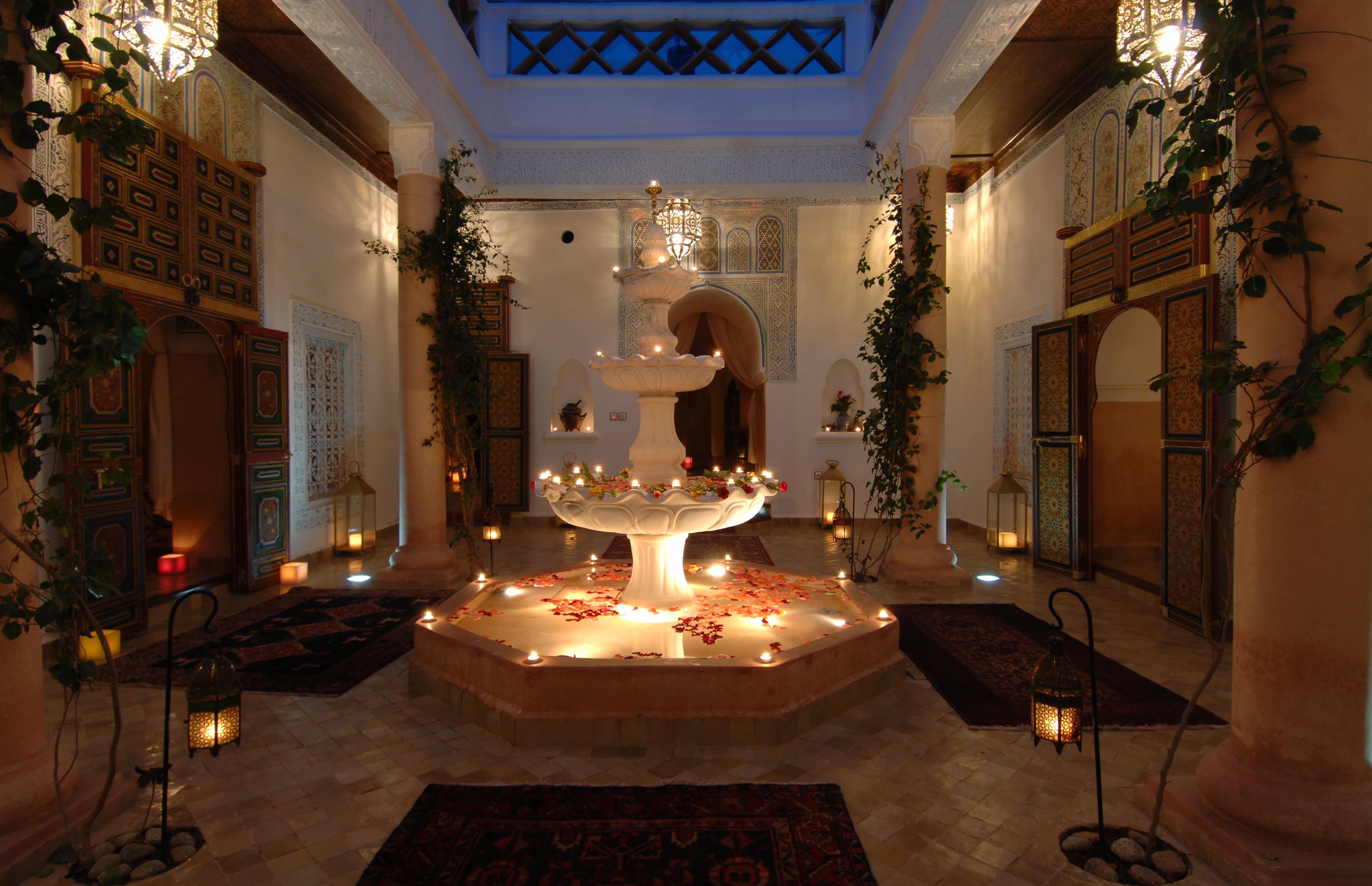 Riad Palais Des Princesses & Spa Marrakesh Esterno foto The interior of the hotel