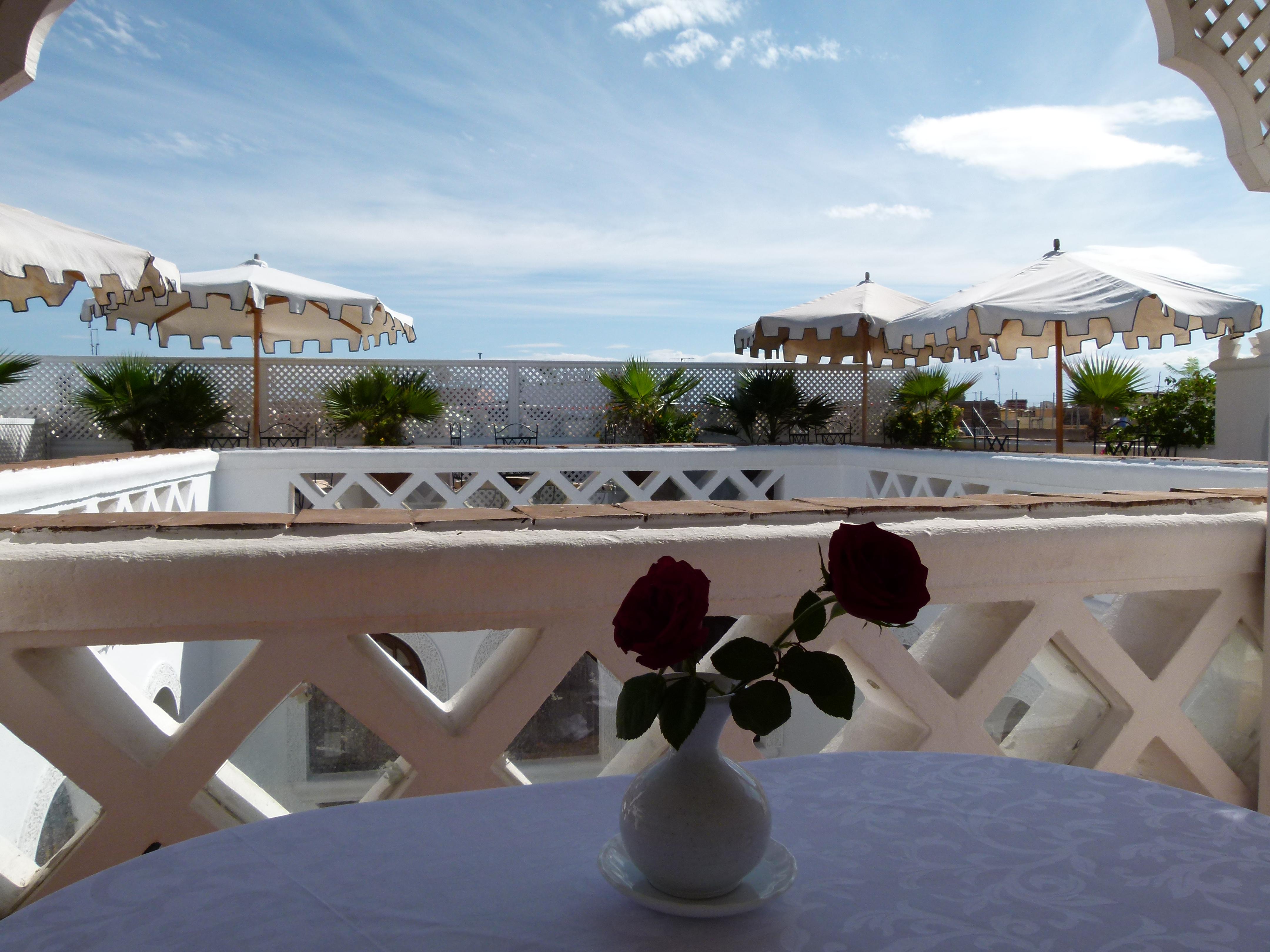 Riad Palais Des Princesses & Spa Marrakesh Esterno foto The terrace of the hotel